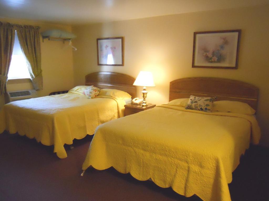 Autumn Breeze Motor Lodge North Woodstock Quarto foto